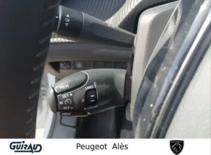 Photo 11 Peugeot 208  PureTech 100 S&S BVM6