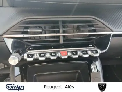 Photo 14 Peugeot 208  PureTech 75 S&S BVM5