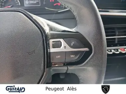 Photo 16 Peugeot 208  PureTech 75 S&S BVM5