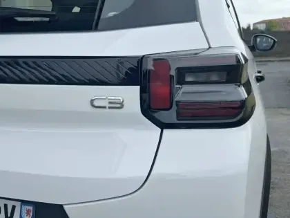 Photo 16 Citroën C3  Turbo 100 ch BVM6