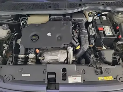 Photo 14 Peugeot 208  BlueHDi 100 S&S BVM6