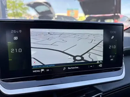 Photo 19 Peugeot 208  PureTech 100 S&S EAT8