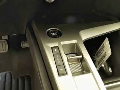 Photo 13 Peugeot 308  SW Hybrid 145 e-DCS6