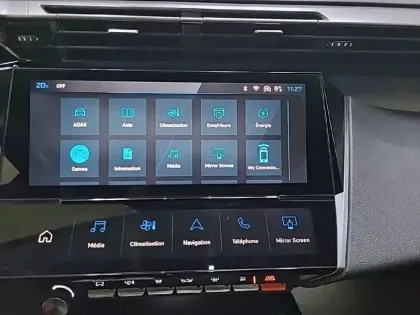 Photo 23 Peugeot 308  PHEV 180 e-EAT8