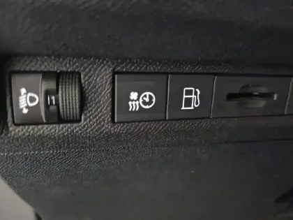 Photo 28 Peugeot 308  PHEV 180 e-EAT8