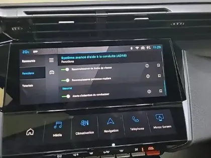 Photo 22 Peugeot 308  PHEV 180 e-EAT8