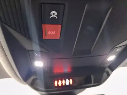 Photo 25 Peugeot 308  PHEV 180 e-EAT8