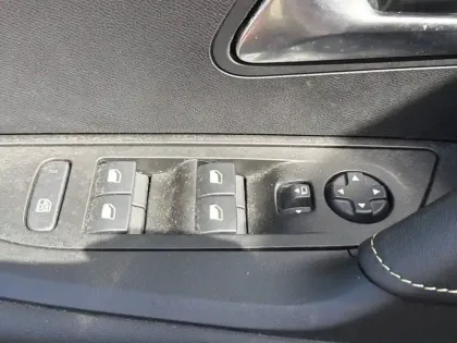 Photo 20 Peugeot 2008  PureTech 130 S&S EAT8