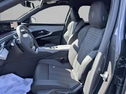 Photo 10 Peugeot 3008  Hybrid 145 e-DCS6