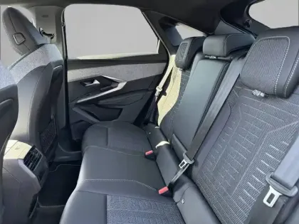 Photo 11 Peugeot 3008  Hybrid 145 e-DCS6