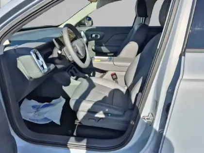 Photo 10 Leapmotor B10  BEV 67.1 kWh - 160 kW