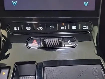 Photo 23 Citroën C5 aircross  Hybride 145 ch e-DCS6