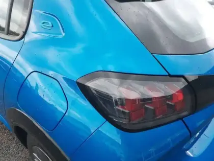 Photo 16 Peugeot 208  Electrique 50 kWh 136ch