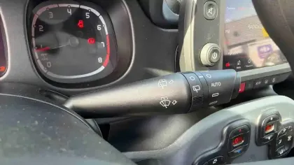 Photo 24 Fiat Panda  1.0 70 ch Hybrid BSG S/S