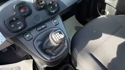 Photo 17 Fiat Panda  1.0 70 ch Hybrid BSG S/S