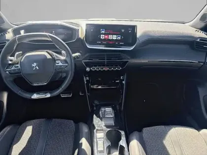 Photo 7 Peugeot 2008  BlueHDi 130 S&S EAT8