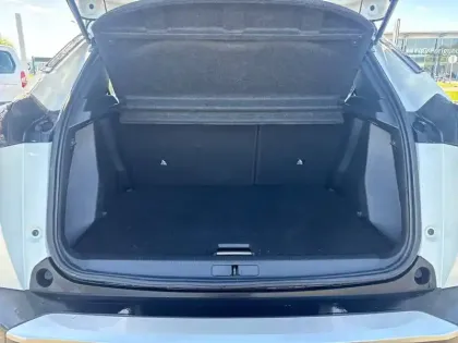 Photo 5 Peugeot 2008  BlueHDi 130 S&S EAT8