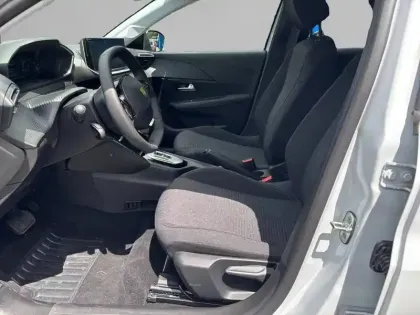 Photo 10 Peugeot 208  Hybrid 110 ch e-DCS6