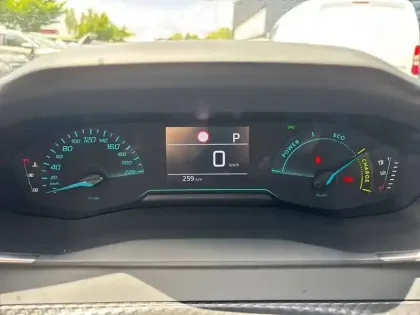 Photo 9 Peugeot 208  Hybrid 110 ch e-DCS6