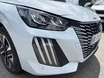 Photo 15 Peugeot 208  Hybrid 110 ch e-DCS6