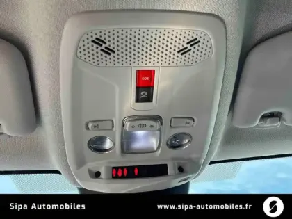 Photo 24 Citroën C4 e- 136 ch Automatique