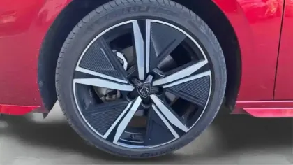 Photo 8 Peugeot 308  BlueHDi 130ch S&S EAT8