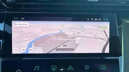 Photo 15 Peugeot 308  BlueHDi 130ch S&S EAT8