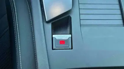 Photo 19 Peugeot 308  BlueHDi 130ch S&S EAT8