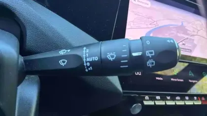 Photo 27 Peugeot 308  BlueHDi 130ch S&S EAT8