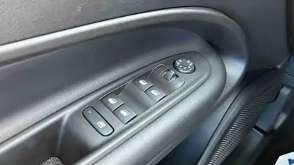 Photo 15 Jeep Avenger  115 kW 4x2