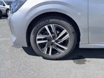 Photo 12 Peugeot 208  PureTech 100 S&S BVM6