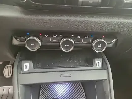 Photo 42 Citroën C4  PureTech 130 S&S BVM6