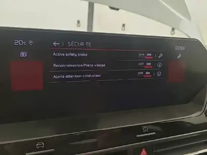 Photo 41 Citroën C4  PureTech 130 S&S BVM6