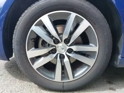 Photo 12 Peugeot 308  SW PureTech 110ch S&S BVM6