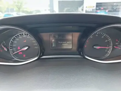 Photo 9 Peugeot 308  SW PureTech 110ch S&S BVM6