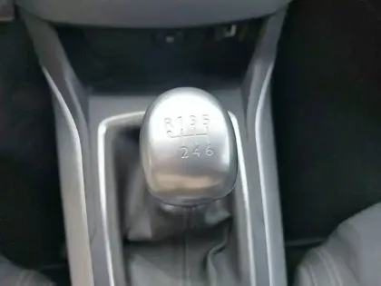 Photo 13 Peugeot 308  SW PureTech 110ch S&S BVM6