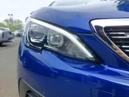 Photo 15 Peugeot 308  SW PureTech 110ch S&S BVM6