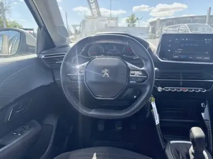 Photo 8 Peugeot 208  PureTech 75 S&S BVM5