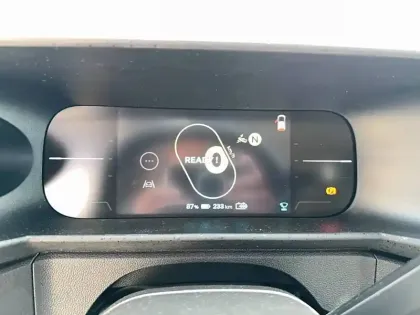 Photo 16 Renault Twingo  E-Tech Electrique 80 ch autonomie urbaine
