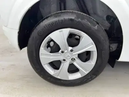 Photo 30 Dacia Sandero  SCe 65 - 22