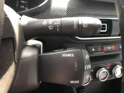 Photo 21 Dacia Sandero  SCe 65