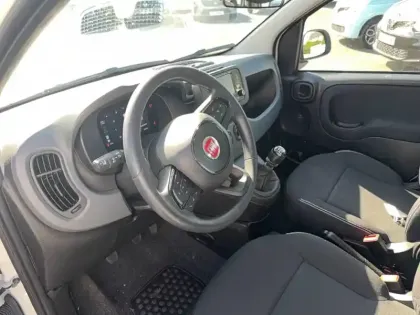 Photo 19 Fiat Panda  1.0 70 ch Hybrid BSG S/S