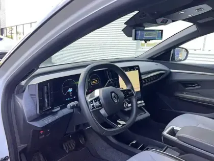 Photo 14 Renault Megane  E-Tech EV60 220 ch optimum charge