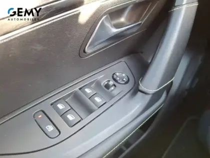 Photo 11 Peugeot 2008  PureTech 130 S&S BVM6