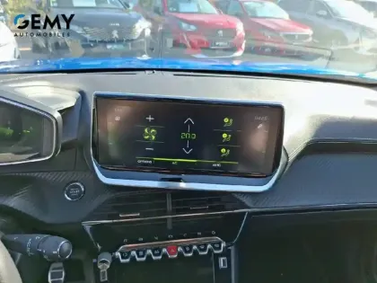 Photo 15 Peugeot 2008  PureTech 130 S&S BVM6