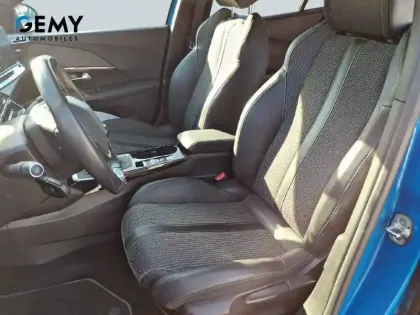 Photo 8 Peugeot 2008  PureTech 130 S&S BVM6