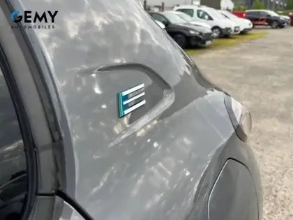 Photo 18 Peugeot 208  Electrique 54 kWh 156ch