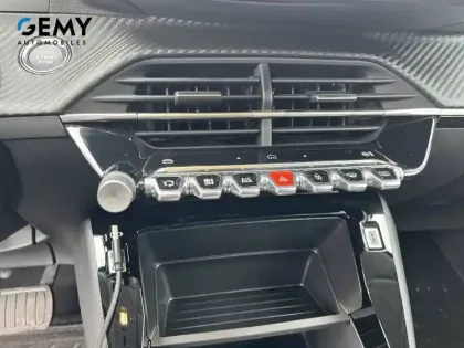 Photo 15 Peugeot 208  Electrique 54 kWh 156ch