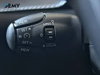 Photo 14 Peugeot 208  Hybrid 110 ch e-DCS6