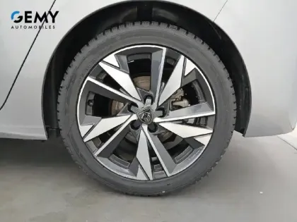 Photo 10 Peugeot 308  PureTech 130ch S&S BVM6